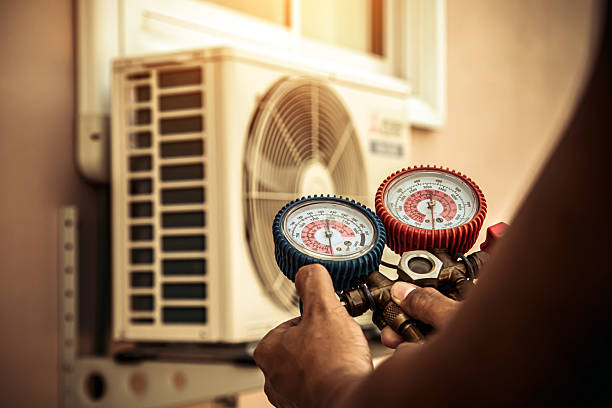 Professional Ac Installation technician working in Clear Lake, WI